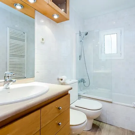 Cheerful Flat